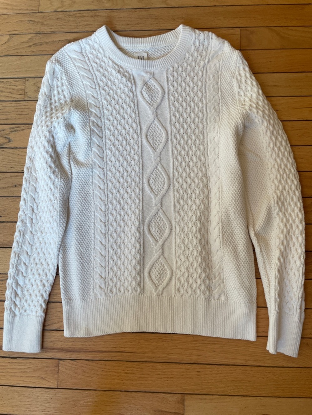 GAP Cream Cable Knit Pullover
